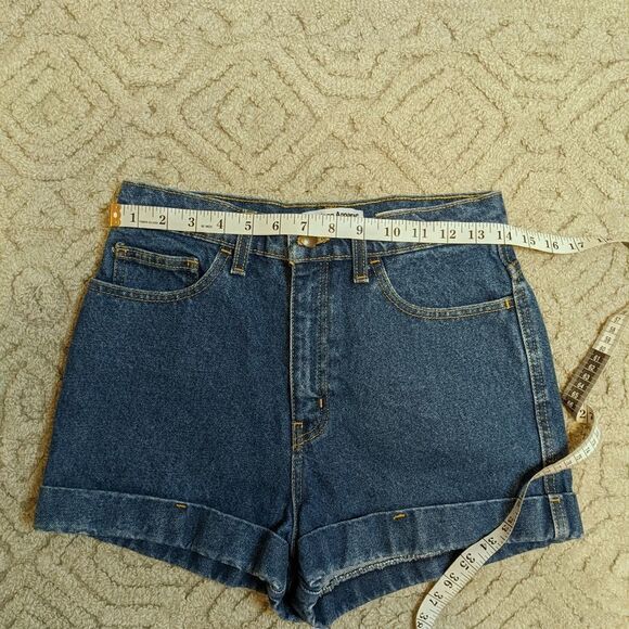 AMERICAN Apparel High Waisted cuff high rise Jean Dark Denim Blue Shorts 28 B1 - Picture 3 of 10